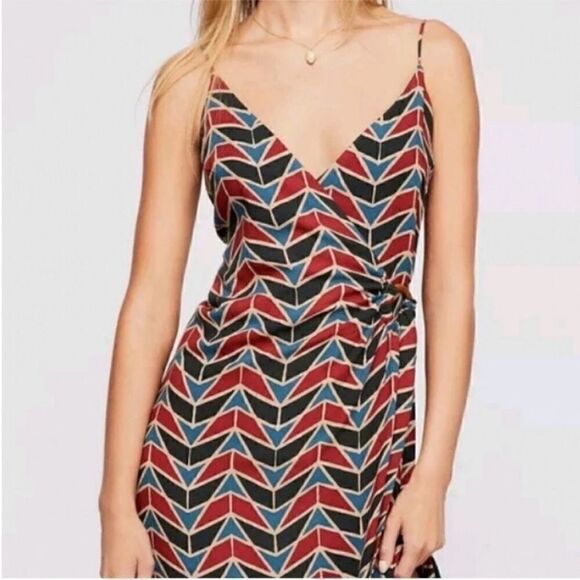Free People Siren Ring Wrap Dress Maxi Side Tie Geo Printed - Picture 2 of 15